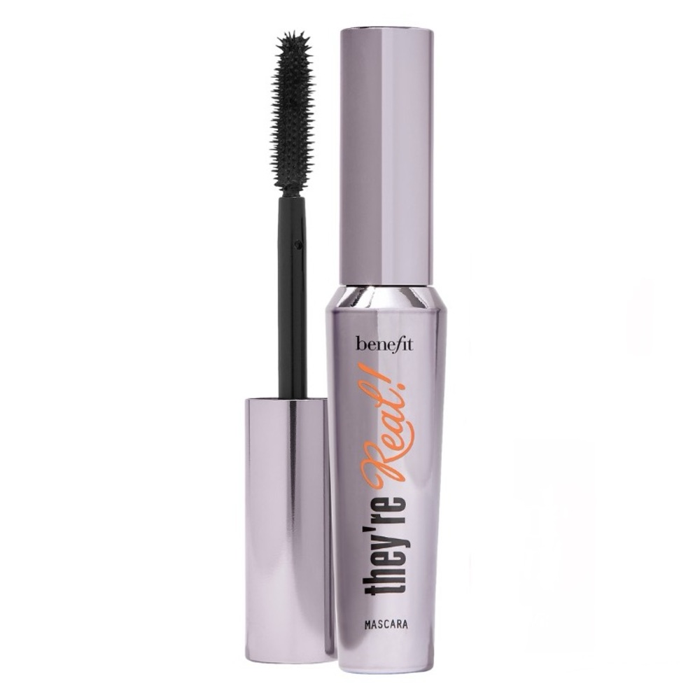 Benefit They’re Real! Lengthening Mascara